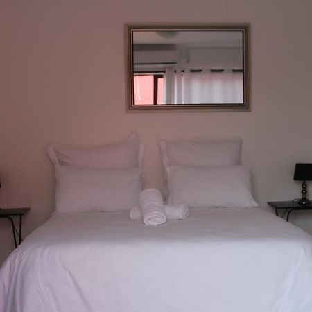 Niilo'S Guesthouse Rundu Dış mekan fotoğraf