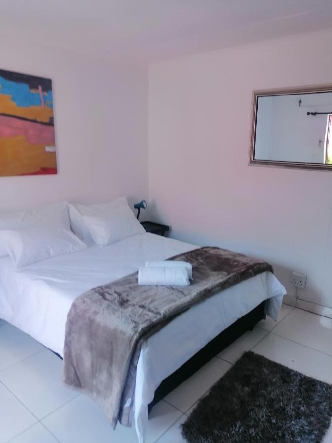Niilo'S Guesthouse Rundu Dış mekan fotoğraf