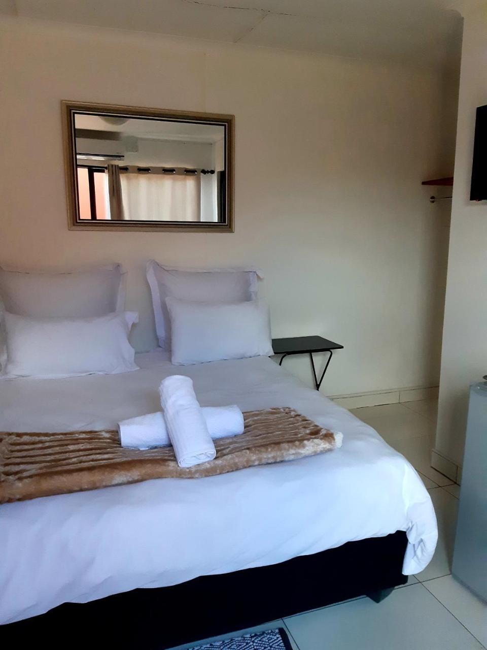 Niilo'S Guesthouse Rundu Dış mekan fotoğraf